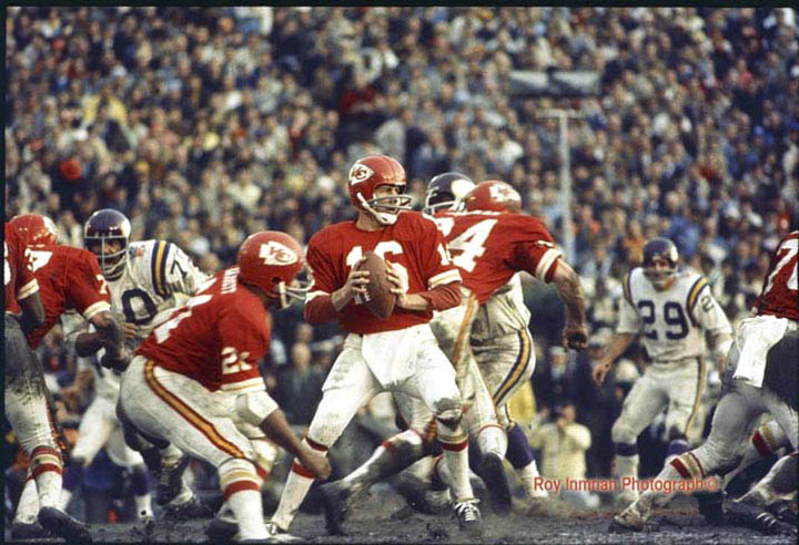 Chiefs-Super-Bowl-Len-Dawson-16-23-_7-1970-inman-72-.jpg